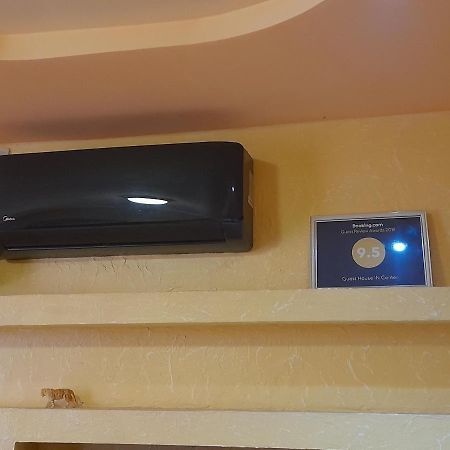Guest House In Center Erevan Exterior foto