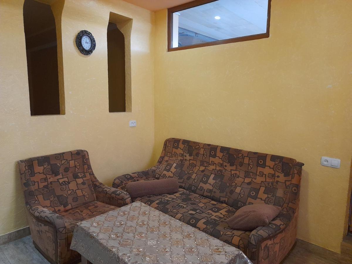 Guest House In Center Erevan Exterior foto