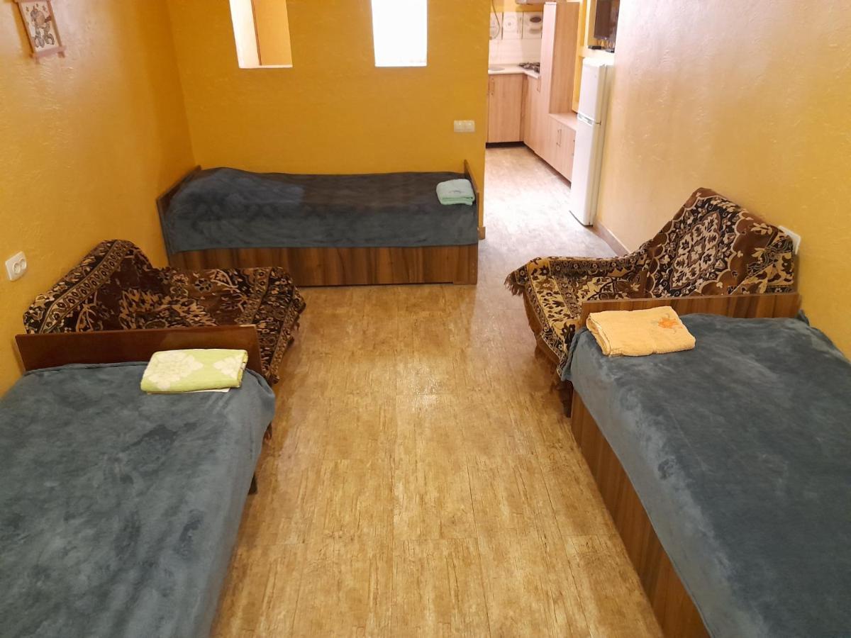 Guest House In Center Erevan Exterior foto