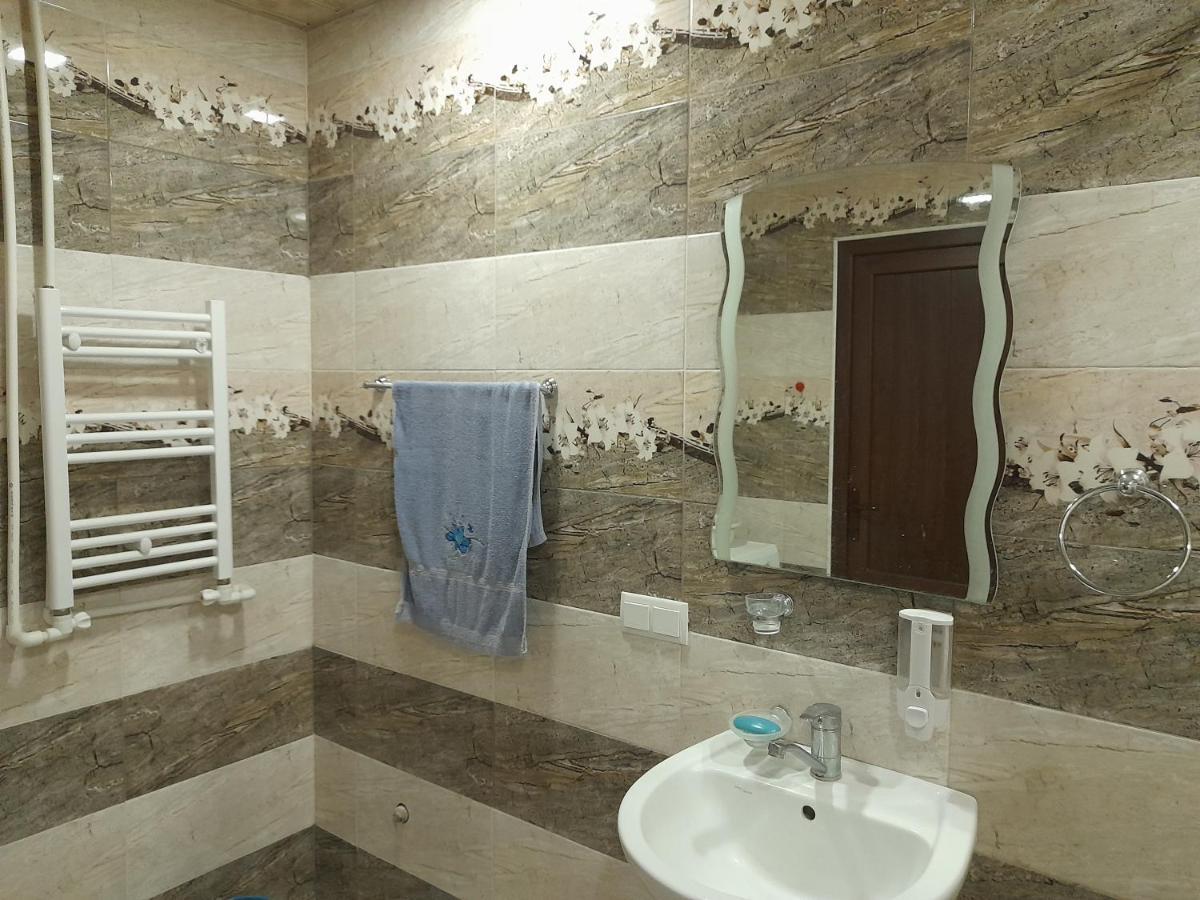 Guest House In Center Erevan Exterior foto